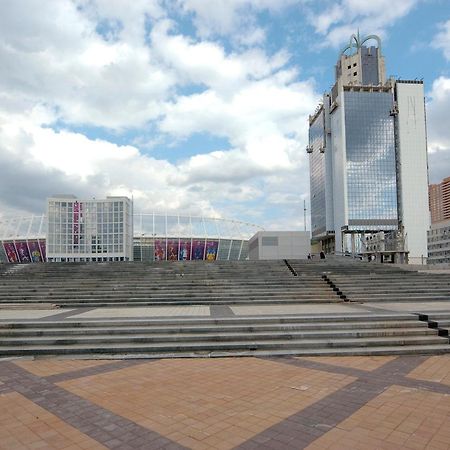 Квартира По Улице Федорова 1 Kiev Exterior foto