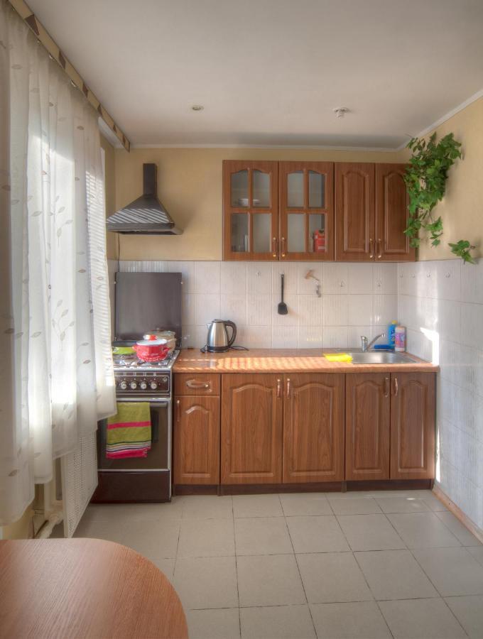 Квартира По Улице Федорова 1 Kiev Exterior foto